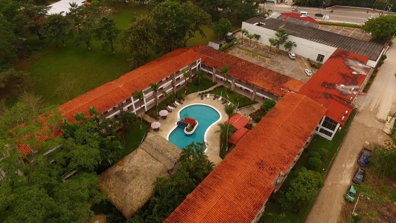 Hotel Plaza Palenque Exterior photo