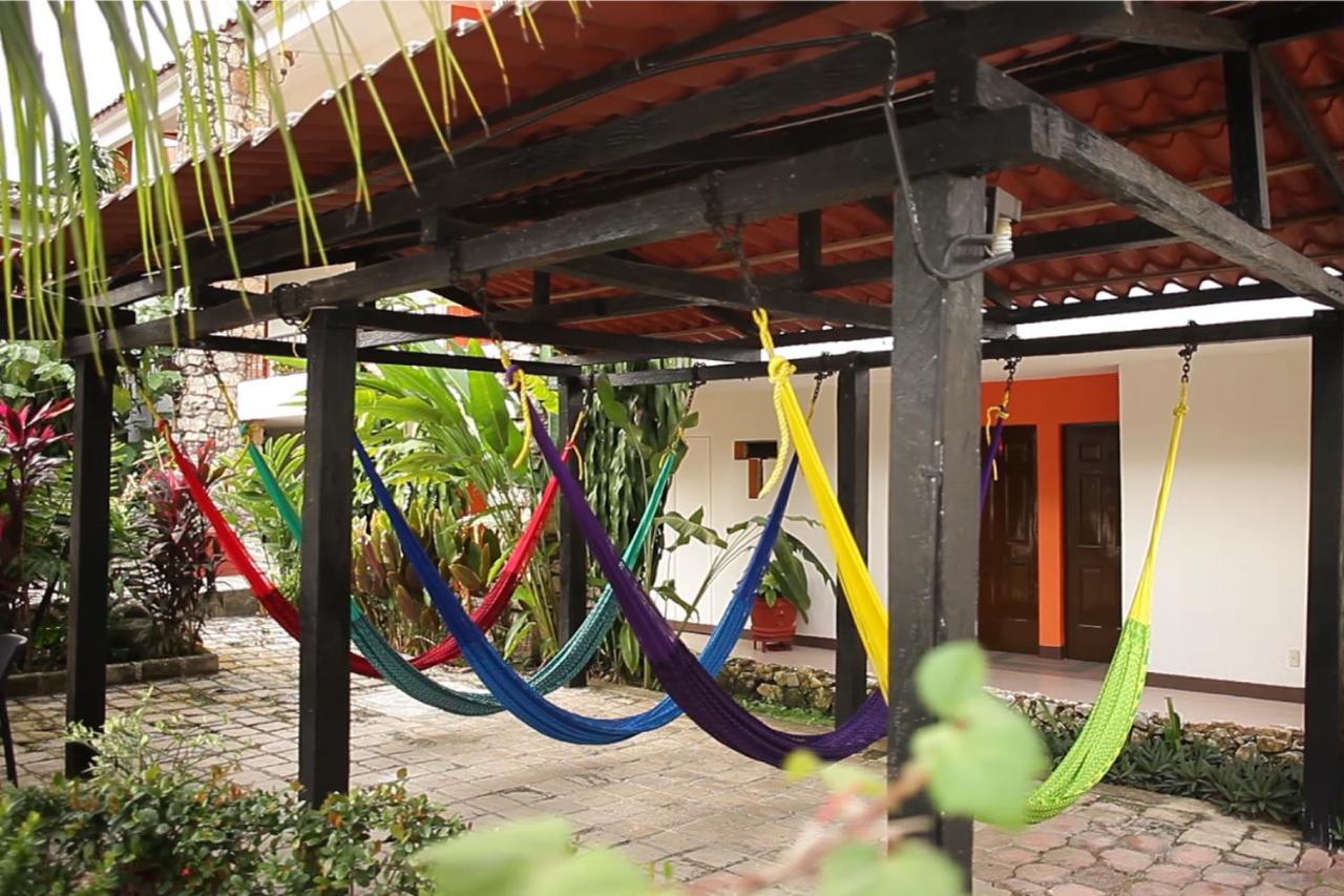 Hotel Plaza Palenque Exterior photo
